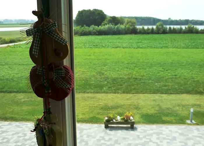 דירה Deichkrone-rees *